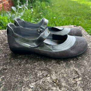 Naot Kirei Gray Women's Flats Shoes